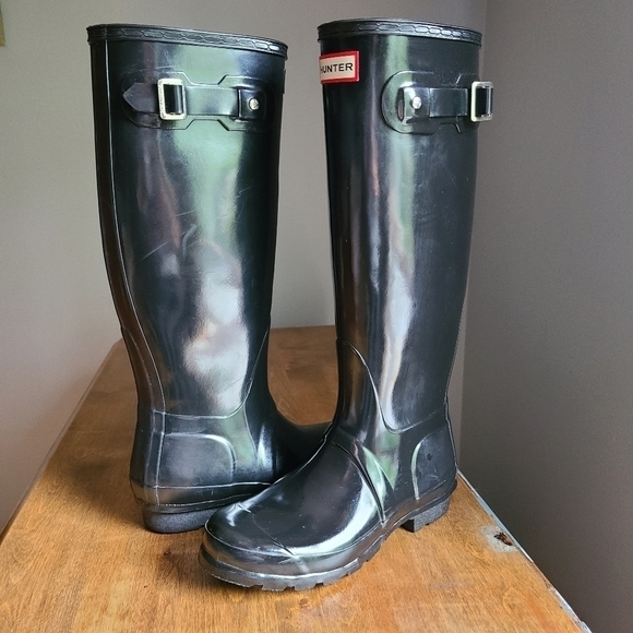 Hunter Tall Original Gloss Rain Boots - Picture 2 of 13